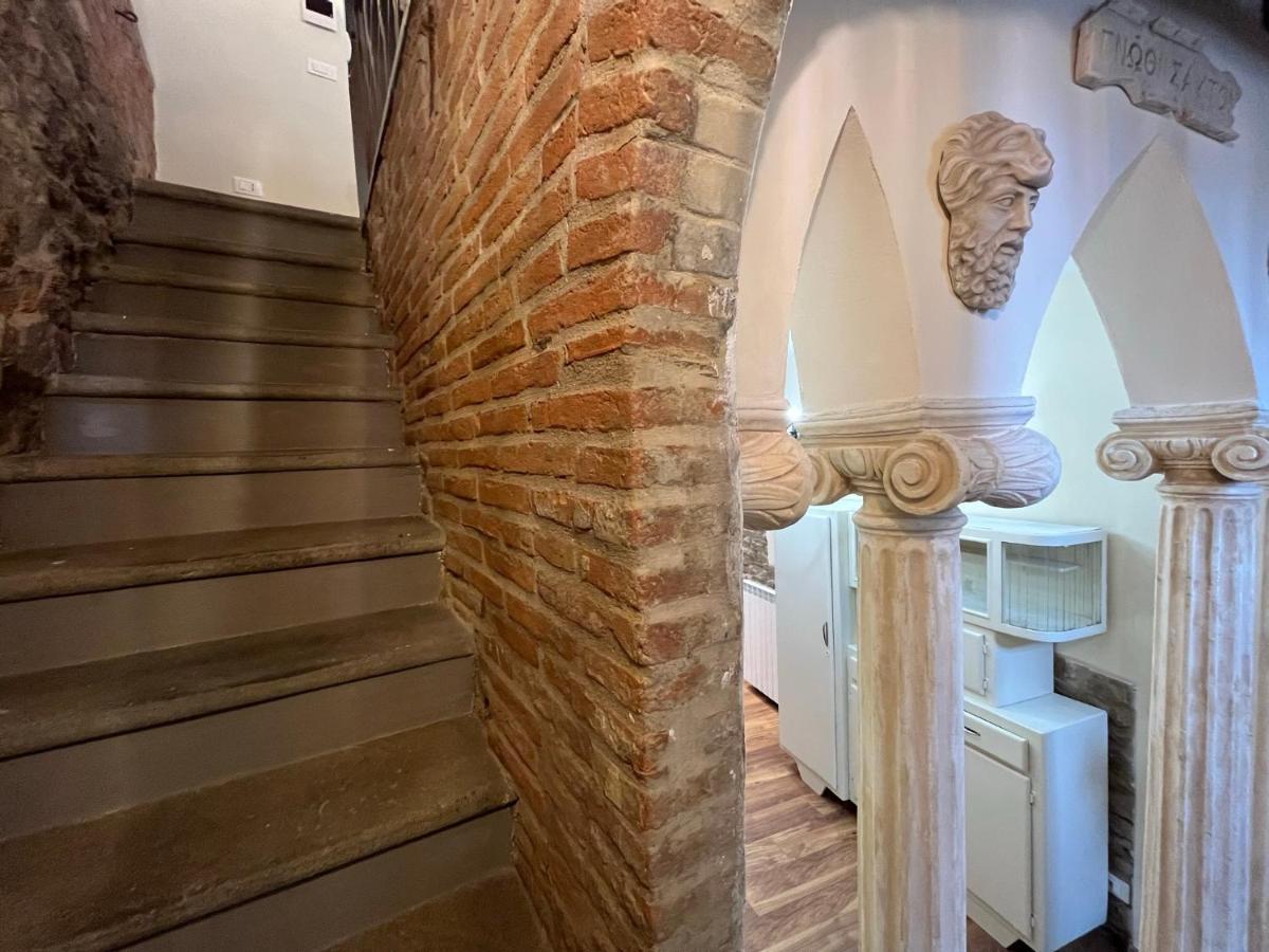 Cortona Suite - The House With Well And The Frescos Palace Exteriér fotografie