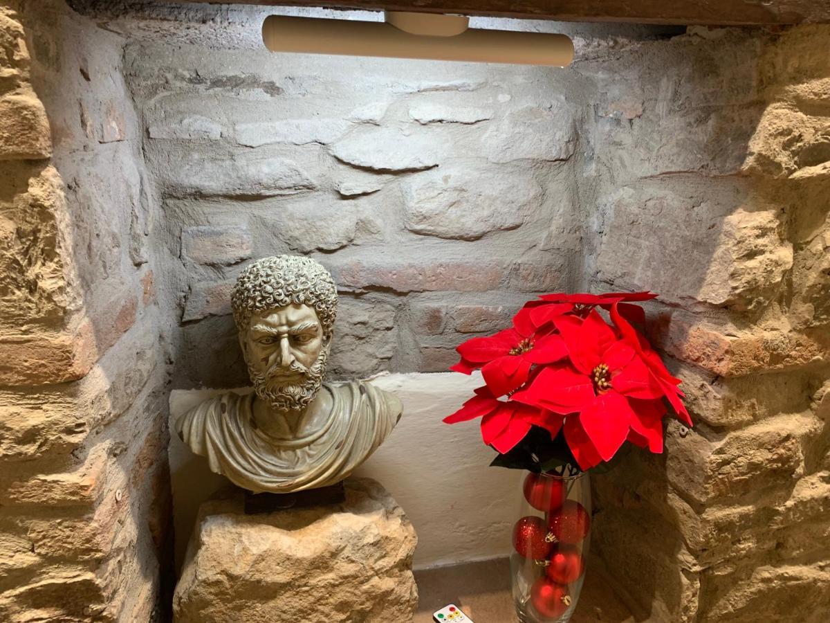 Cortona Suite - The House With Well And The Frescos Palace Exteriér fotografie
